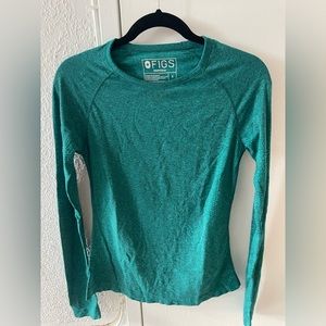 Women’s Caribbean Blue Salta- Performance Underscrub. Smoke free home. Used once